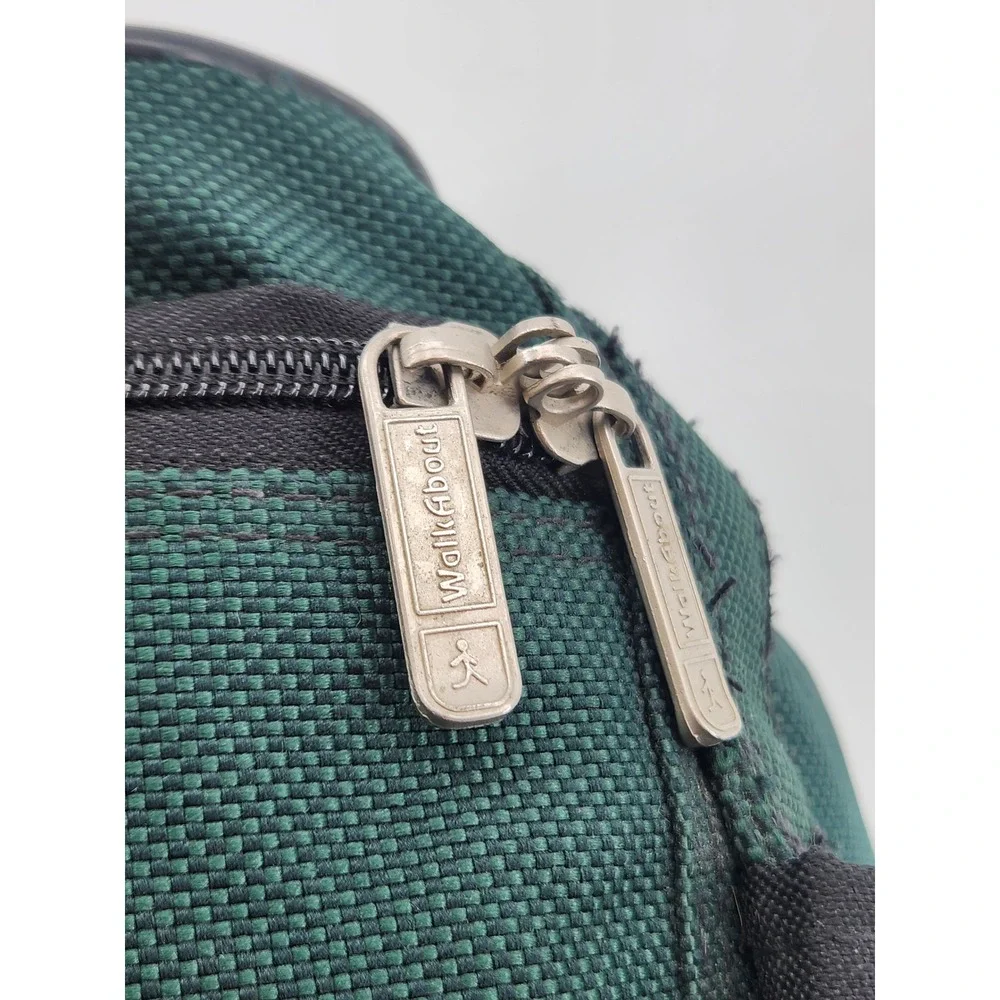 Travelpro Walkabout Duffel Travel Bag‎ Green Carry On Overnight 16x10x8